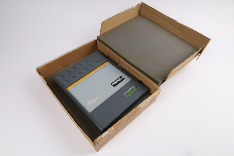 590DC/00/000 New in an open package