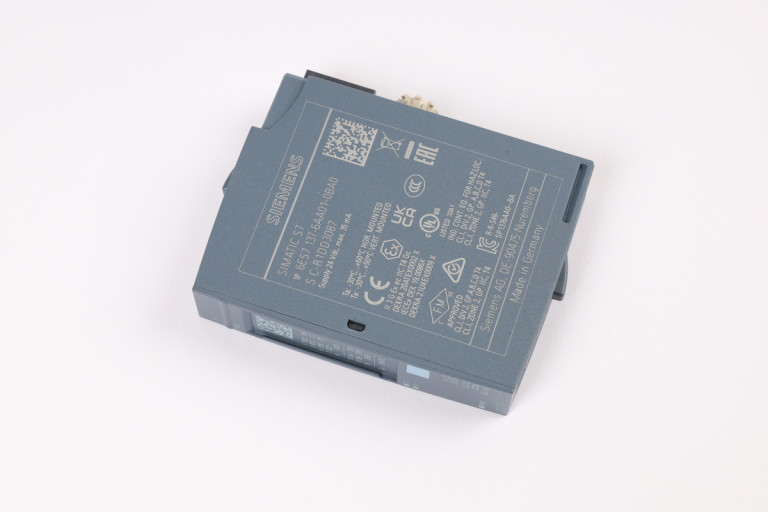 6ES7137-6AA01-0BA0 New without box