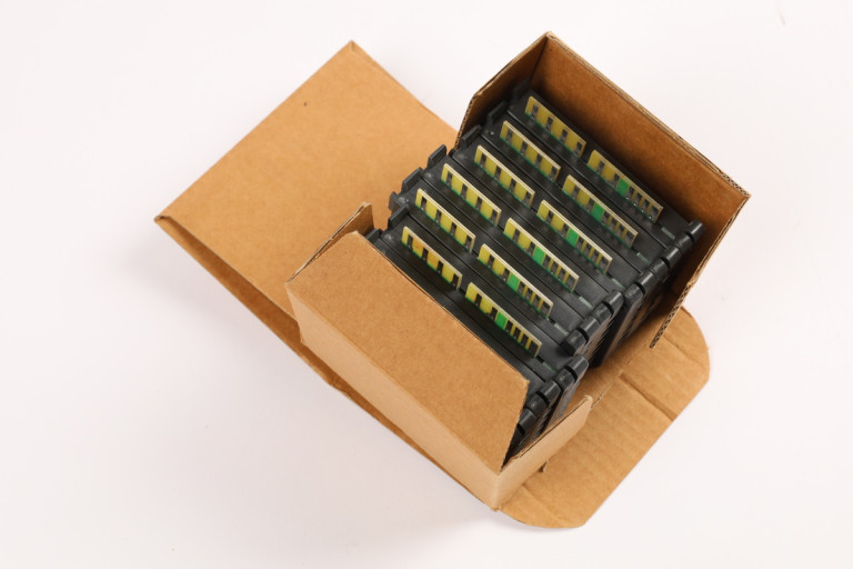 6ES7122-1BB00-0AA0 New in an open package