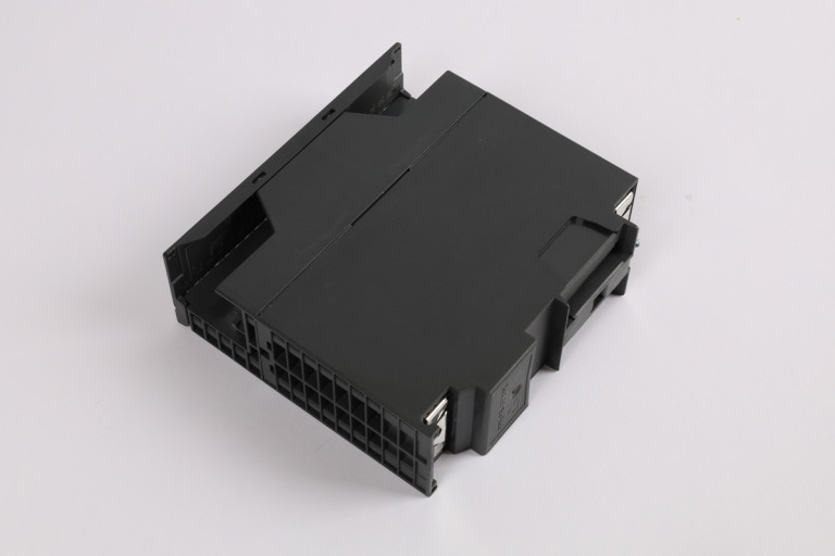 6ES7331-7TB00-0AB0 Ny uten boks