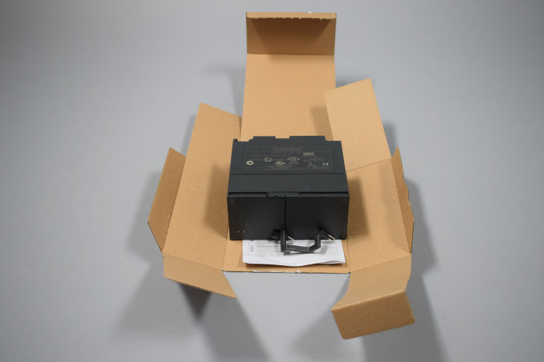 6ES7307-1EA01-0AA0 Nei an engem oppene Pak