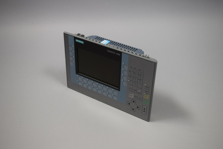 6AV2124-1GC01-0AX0 Renovéiert