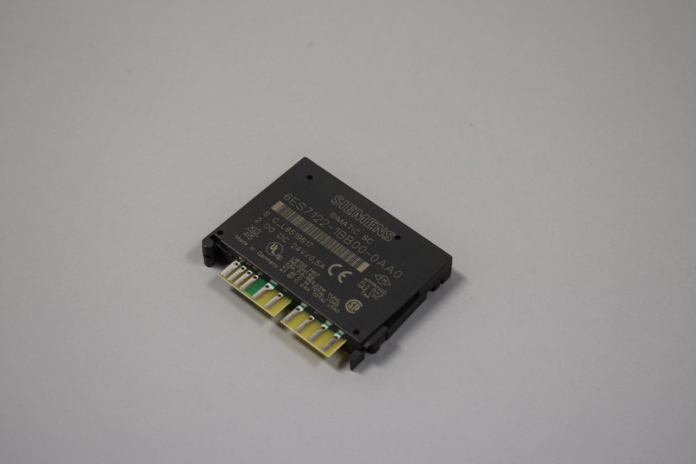 6ES7122-1BB00-0AA0 Used