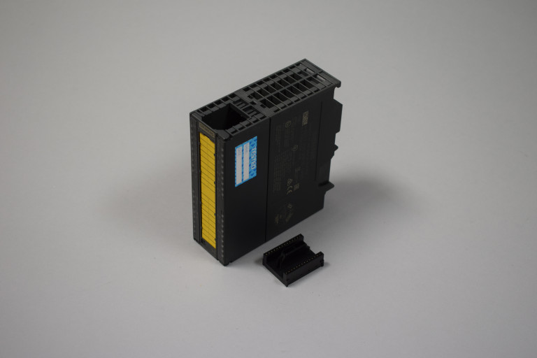 6ES7326-2BF10-0AB0 Used