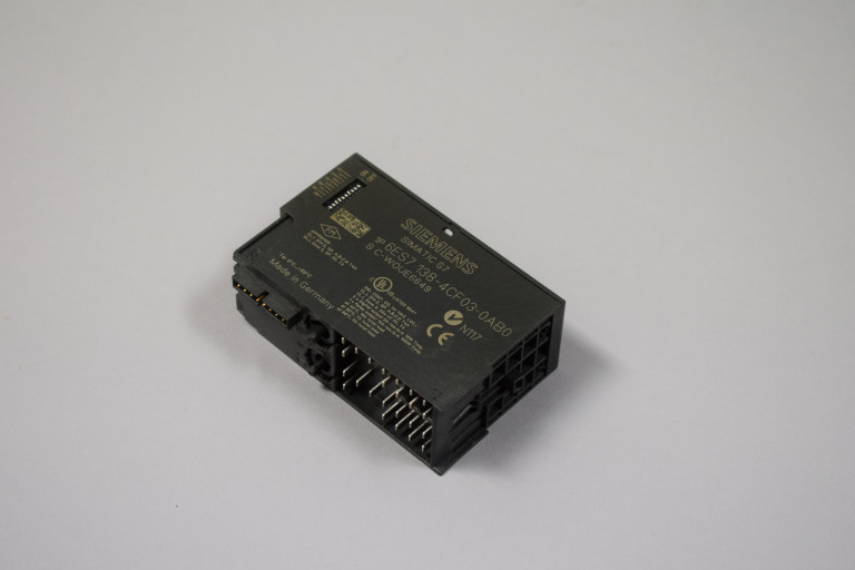 6ES7138-4CF03-0AB0 Brukt