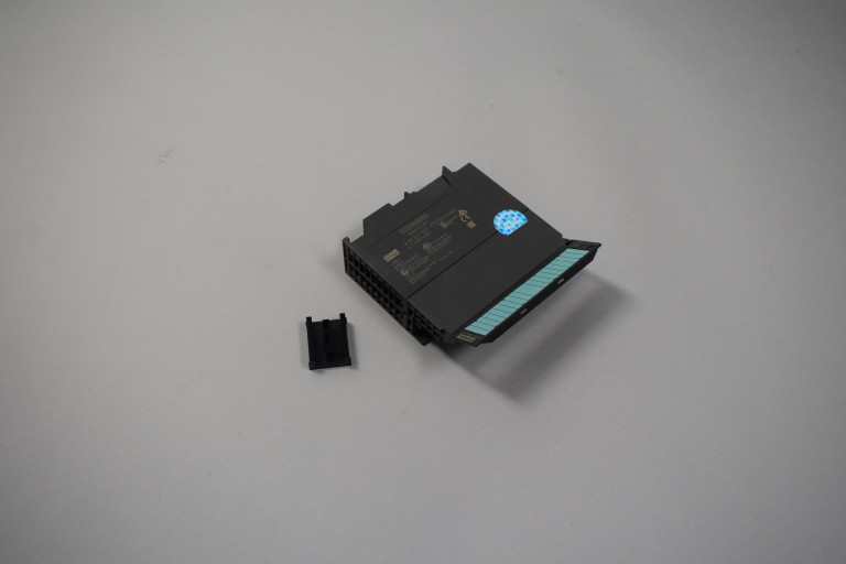6ES7331-7TF01-0AB0 Renovéiert
