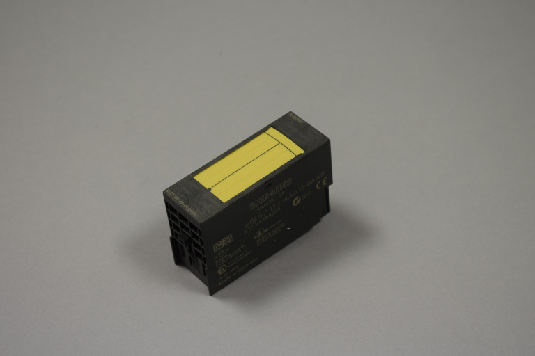 6ES7138-4AA11-0AA0 Ny uten boks