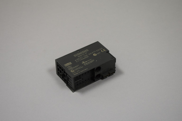6ES7138-4AA11-0AA0 Ny uden æske