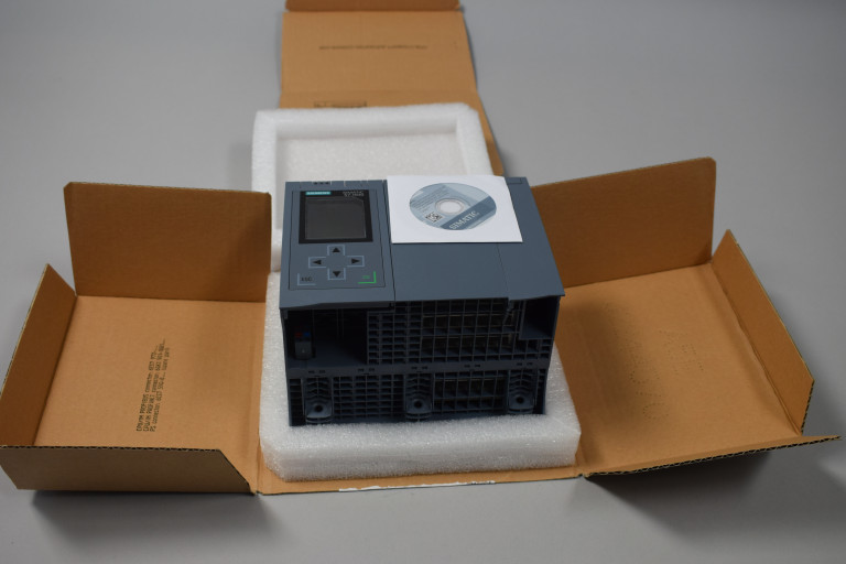 6ES7518-4FP00-0AB0 Nei an engem oppene Pak