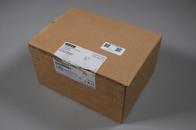 6GK5108-0BA00-2AA3 New in an open package