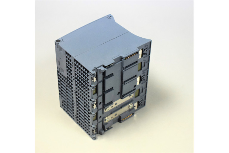 6ES7518-4FP00-0AB0 Ny uten boks