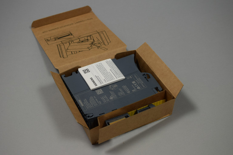 6ES7526-2BF00-0AB0 Neu in einer offenen Verpackung