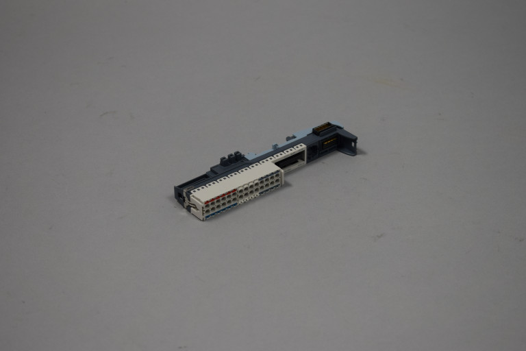 6ES7193-6BP40-0DA1 New in an open package