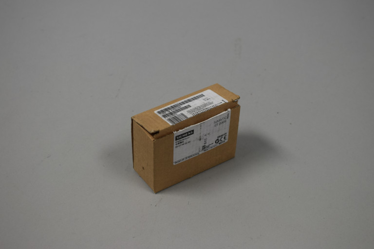 6ES7138-4CF03-0AB0 New in an open package