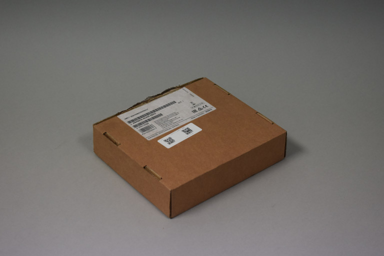 6GK5876-4AA00-2BA2 Nei an engem oppene Pak