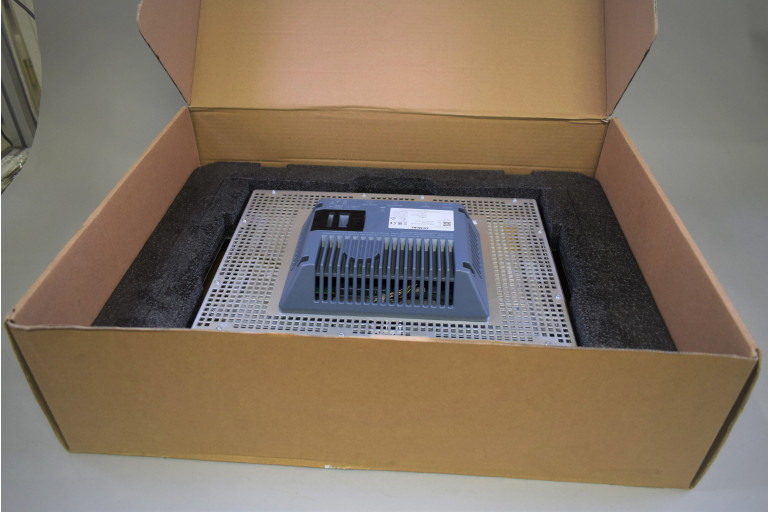 6AV2124-0QC02-0AX1 Nei an engem oppene Pak