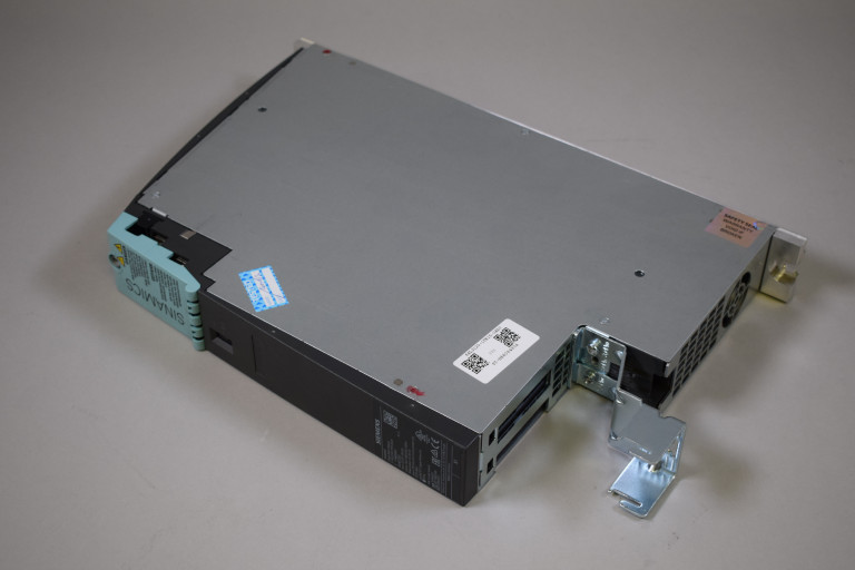 6SL3120-1TE15-0AD0 Benotzt