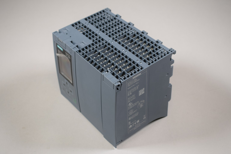 6ES7517-3FP00-0AB0 Ny uten boks