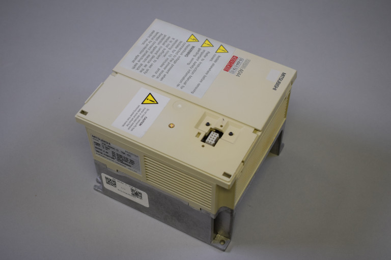 FR-A044-0.75K-EC Brukt
