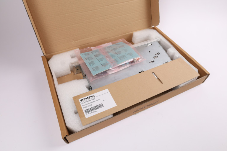 6SL3126-2TE15-0AA4 New in an open package