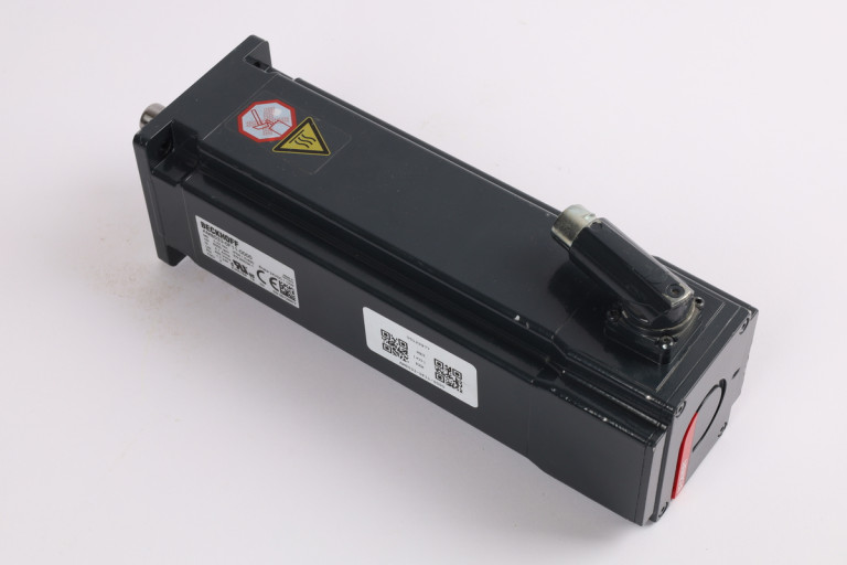 AM8033-0F11-0000 Repasovaný