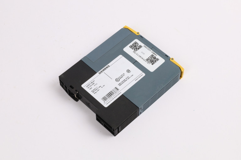 3SK1220-2AB40 New without box