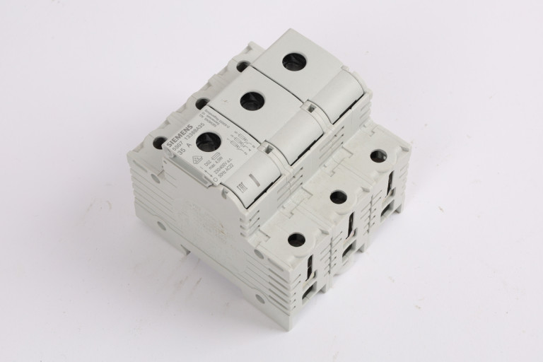 5SG7133-8BA35 Ny i forseglet pakke