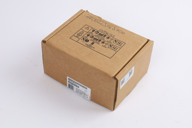 6ES7677-2AA41-0FK0 New in an open package