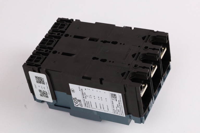 3VA1225-1AA32-0AA0 Refurbished