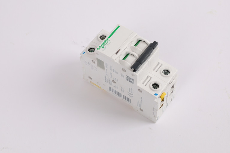 IC60H C 6A Brukt