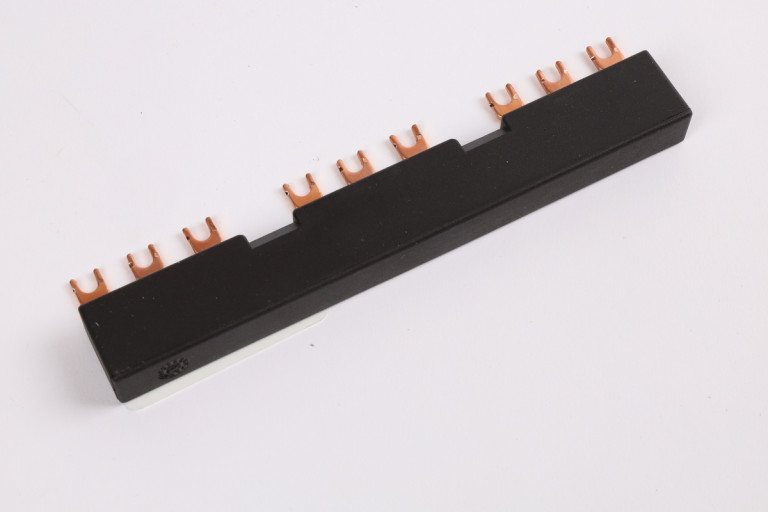 3RV1915-2BB Repasovaný