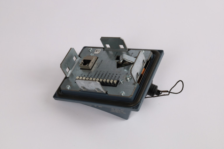 6AV2125-2AE03-0AX0 korišteno