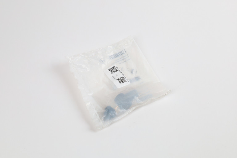 SACC-M12FR-5CON-PG 7-VA 1553297 New in sealed package