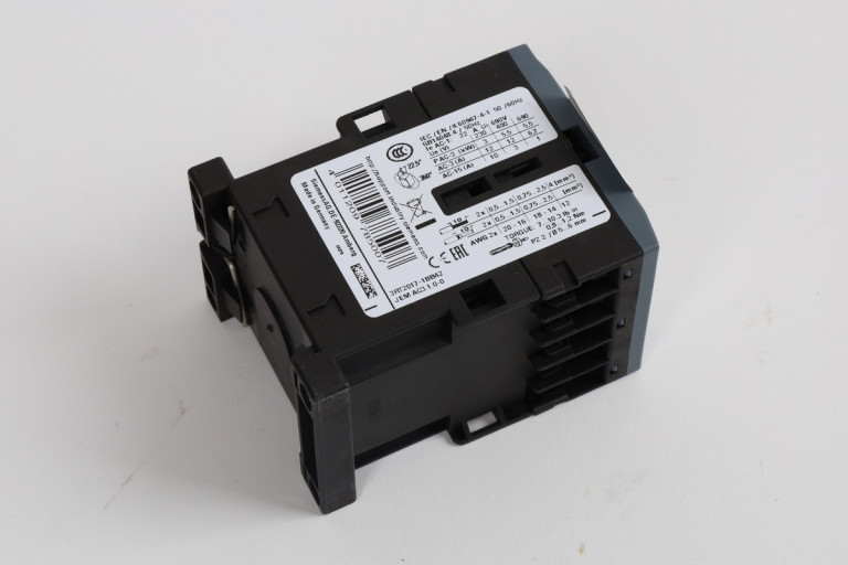 3RT2017-1BB42 Used