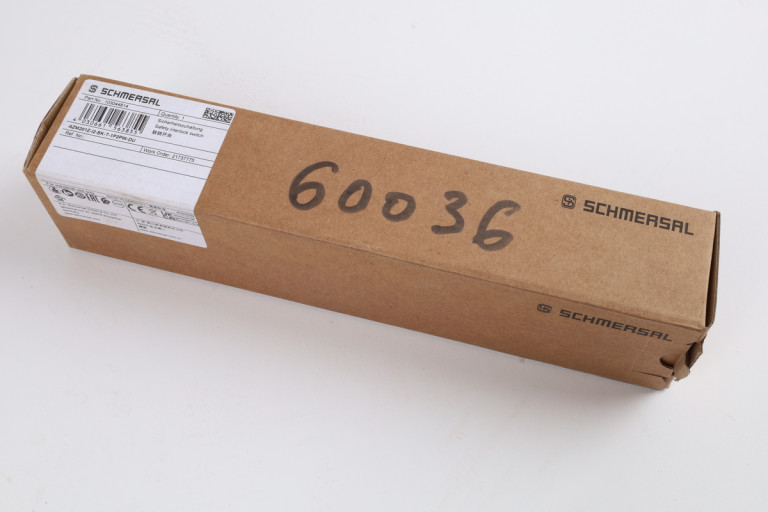 AZM 201Z-I2-SK-T-1P2PW-DU New in sealed package