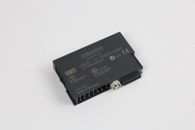 6ES7131-4EB00-0AB0 Obnovljen