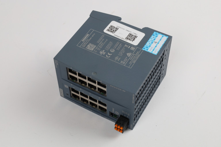 6GK5216-0BA00-2TB2 Used