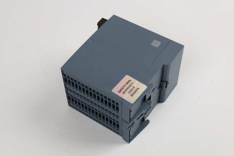 6GK5216-0BA00-2TB2 Used