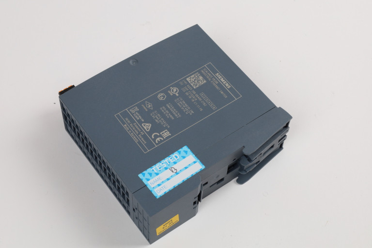 6GK5208-0BA00-2TB2 Used