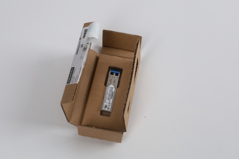 6GK5992-1AM00-8AA0 New in an open package