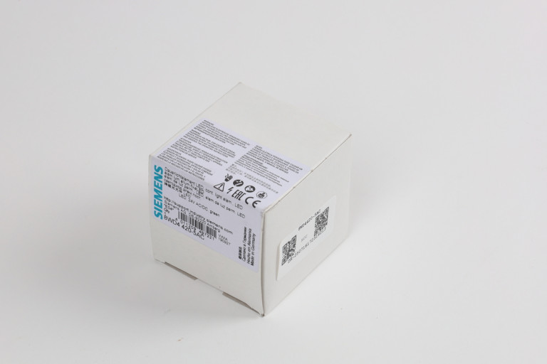8WD4420-5AC Ny i forseglet pakke