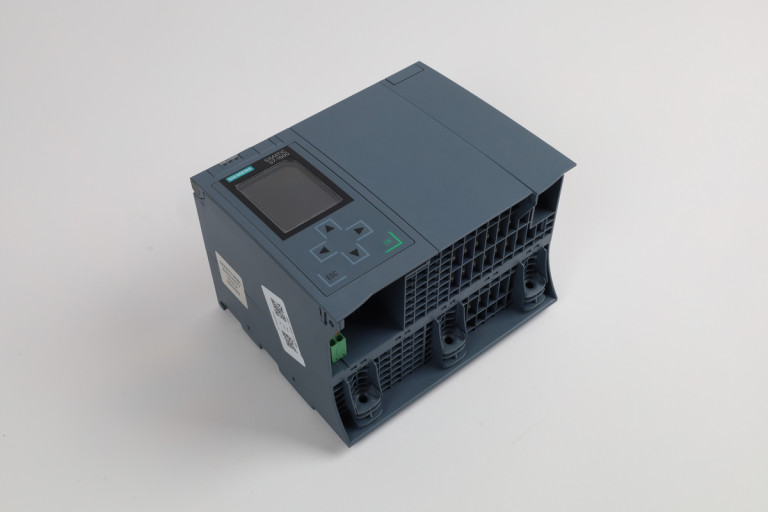 6ES7518-4FP00-0AB0 Obnovljen