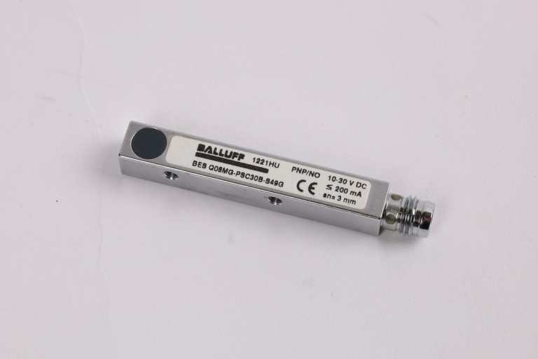 BES Q08MG-PSC30B-S49G BES02YP New without box