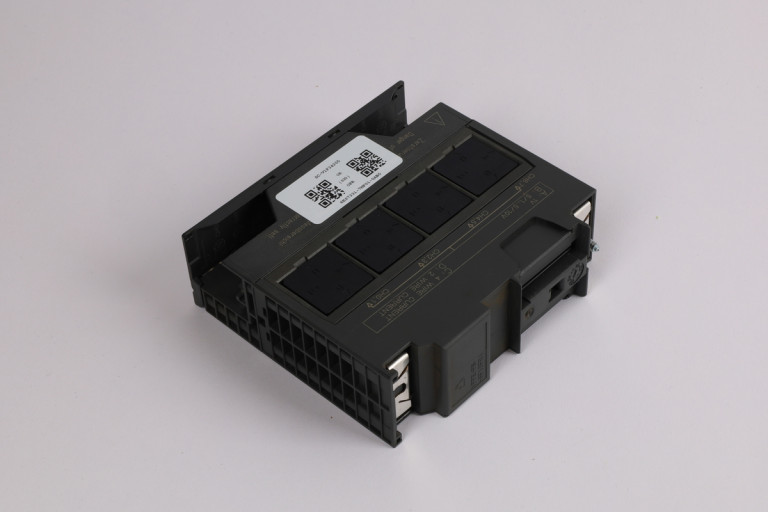 6ES7331-7HF01-0AB0 Obnovljen