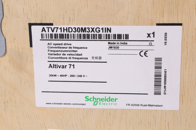 ATV71HD30M3XG1IN New in sealed package