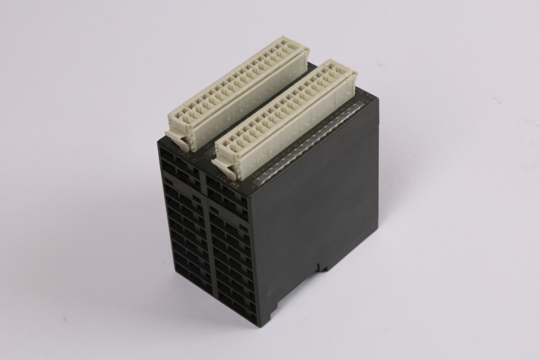 221-2BL10 Used