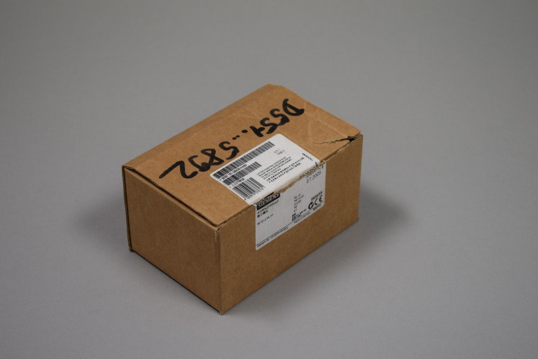 6ES7151-3BA23-0AB0 Nei an engem oppene Pak