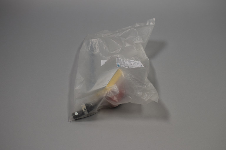 8UC7121-8BD15 Ny i forseglet pakke