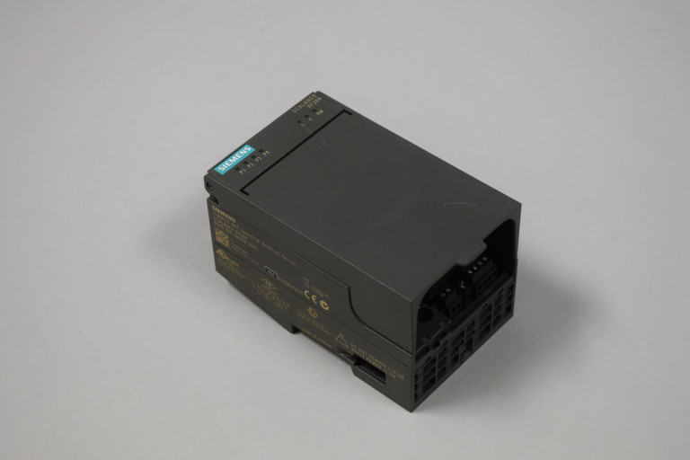 6GK5204-0BA00-2AF2 Benotzt