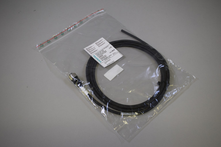 6AT8002-4AC03 Novo u zatvorenom pakiranju
